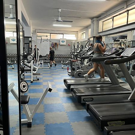 Family Room Портичи Экстерьер фото