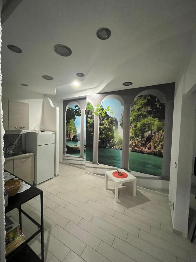 Family Room Портичи Экстерьер фото