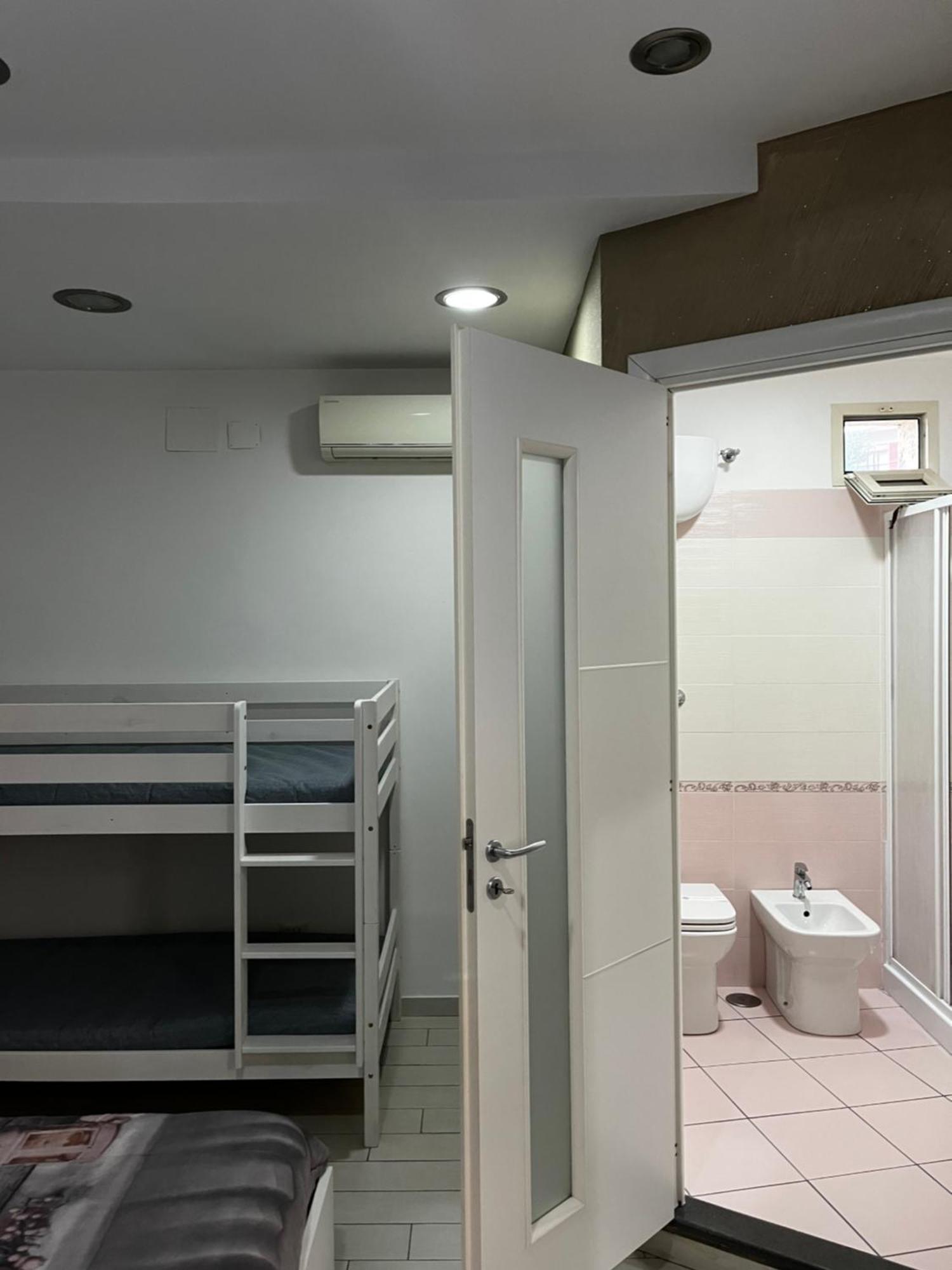 Family Room Портичи Экстерьер фото