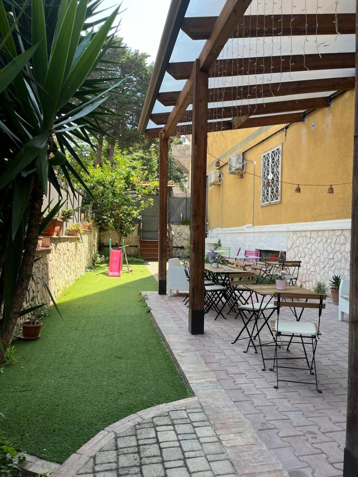 Family Room Портичи Экстерьер фото
