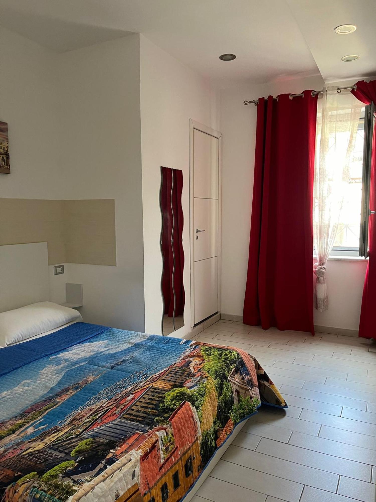 Family Room Портичи Экстерьер фото