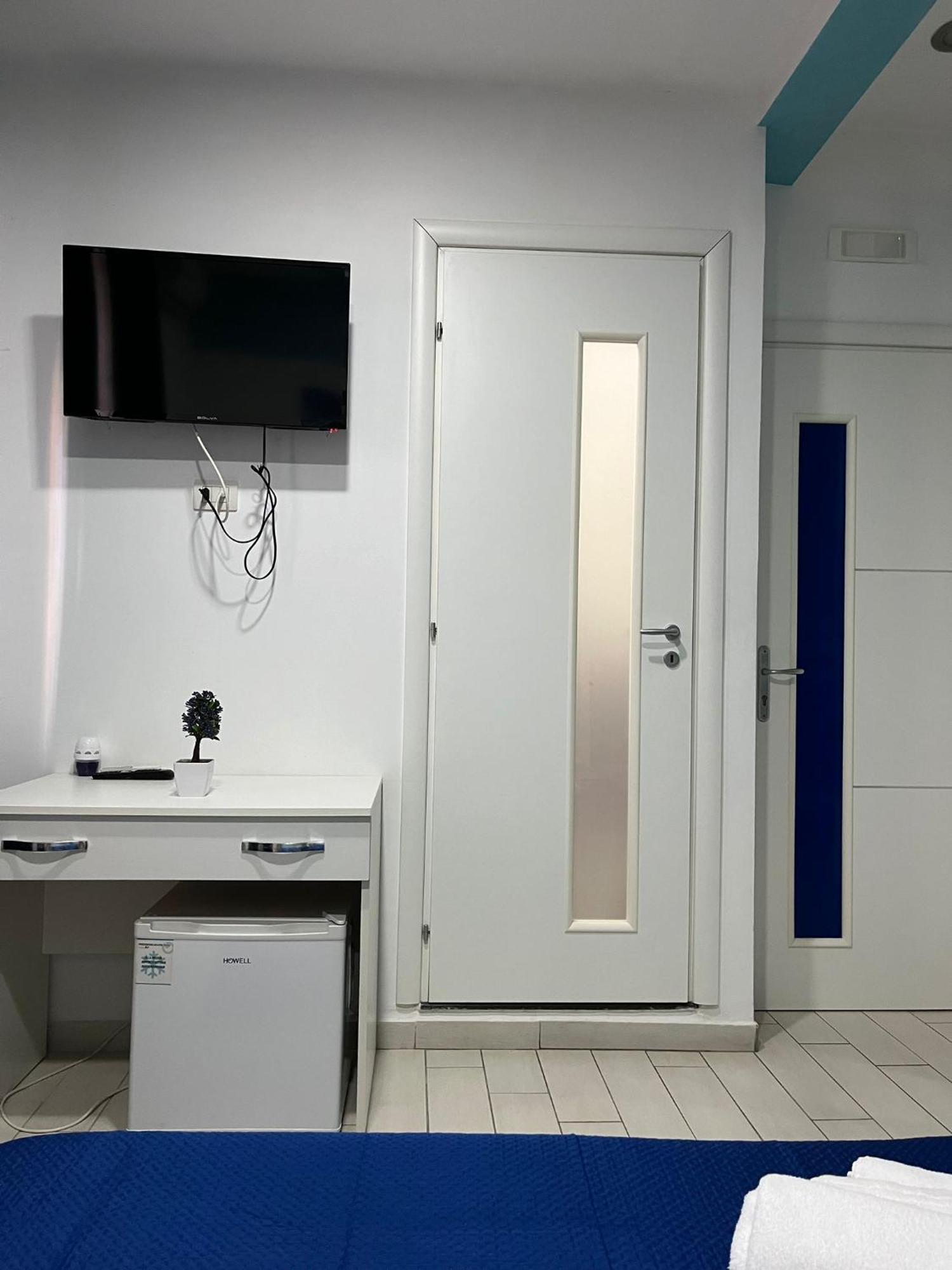 Family Room Портичи Экстерьер фото
